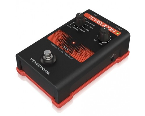 TC HELICON VOICETONE R1 - вокальная педаль эффекта реверберации