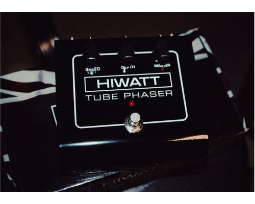 HIWATT Tube Phaser - ламповая педаль эффектов для гитары (фейзер)
