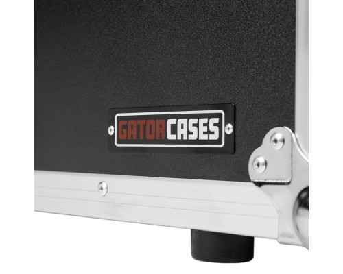 GATOR GTOUR-X32CMPCT - летный кейс с колесами для микшера Behringer X32