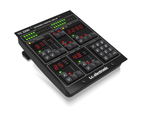 TC ELECTRONIC TC2290-DT - плагин для музыкального ПО, дилей с аппаратным контроллером